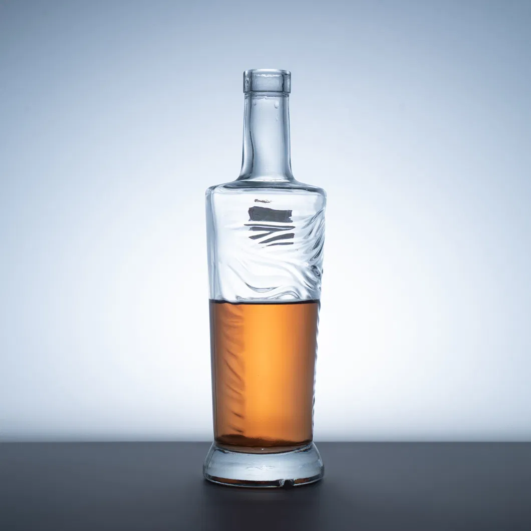Wholesale 750ml 700ml 500ml 1L Super Premium Glass Whiskey Bottle