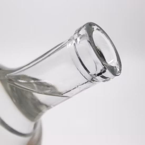 Wholesale 700ml/750ml/1L/1.75L/3L Empty Flint Bottle Packaging, Frost Glass Bottles for Gin Bottle, Vokda Bottle, Tequila Bottle Ideal