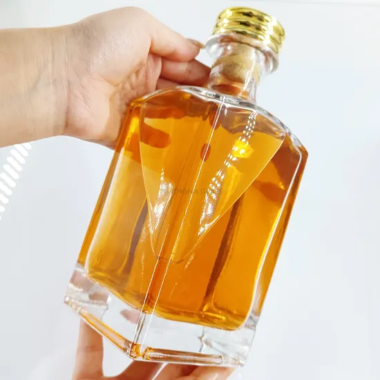 Freida Factory Wholesale Xo Shaped Glass Bottle for Liquor Spirits Beverage 200ml 350ml 500ml 700ml 750ml Alcohol Bottles 
